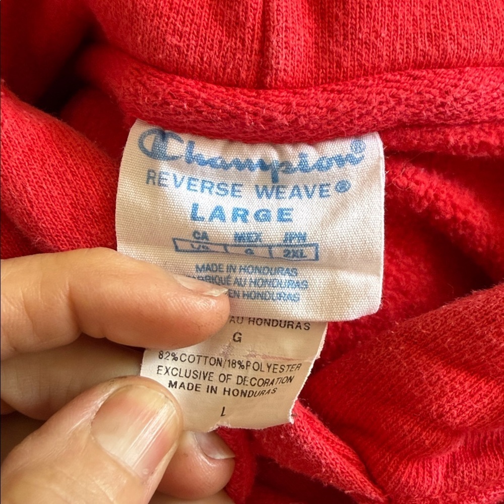 Champion Women's reverse weave Red Hoodie size large - Picture 4 of 4
